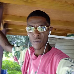 Meet your Posher, Cedrick